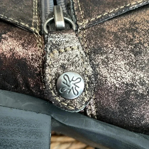 Vera Wang Boots 9.5 EUC - Picture 6 of 13